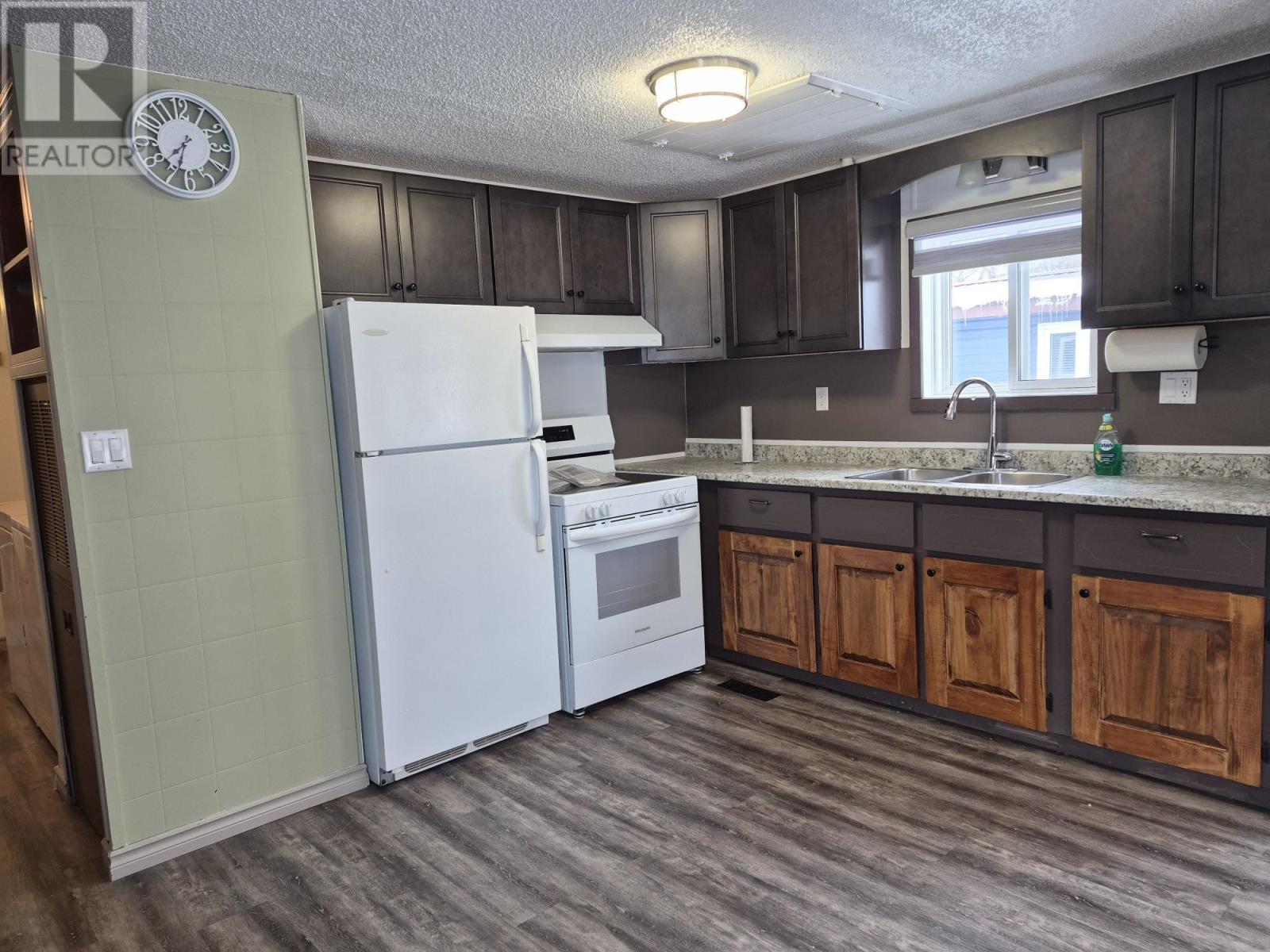 66 Jackson Crescent Property Photo 11