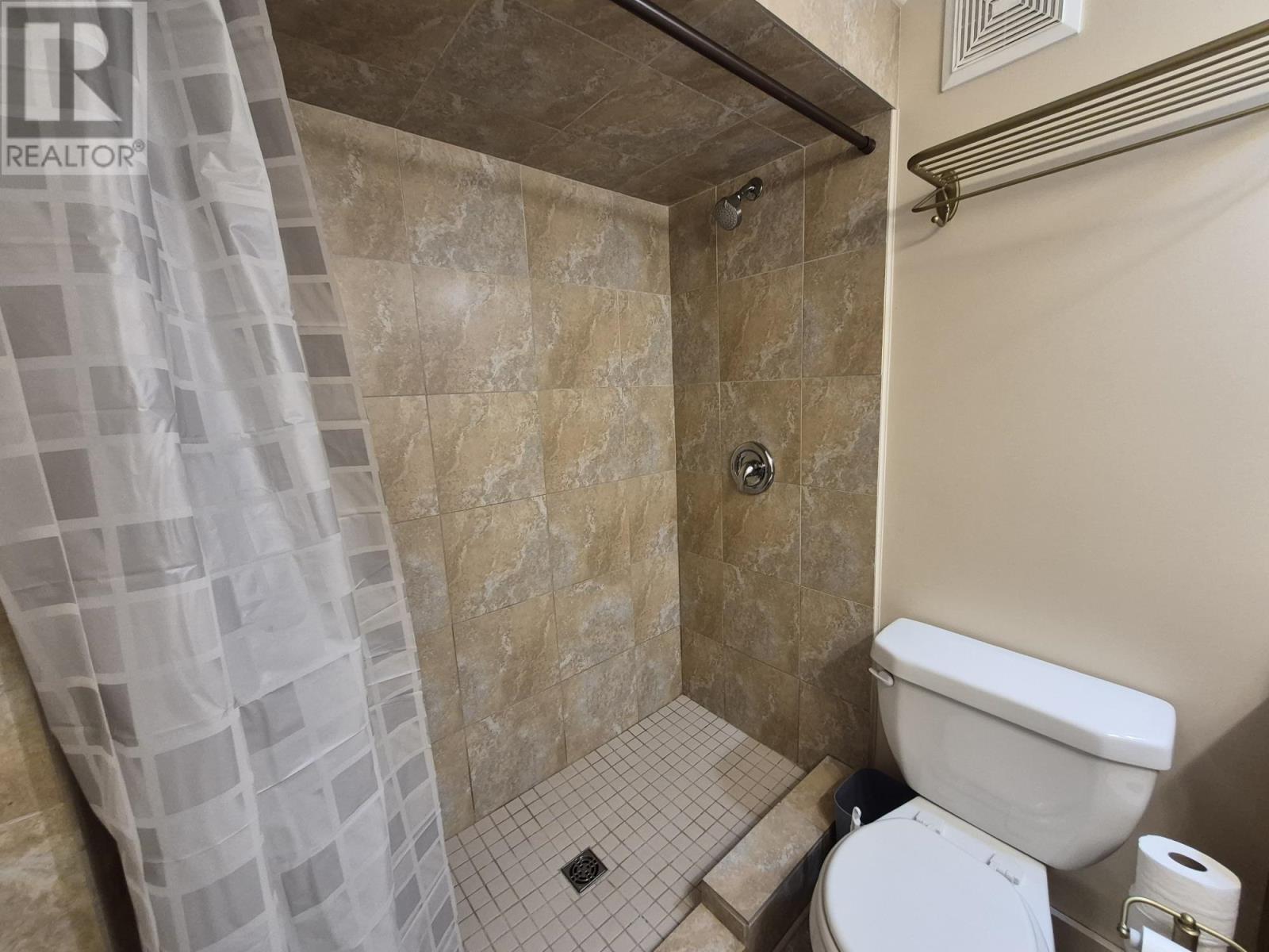66 Jackson Crescent Property Photo 25