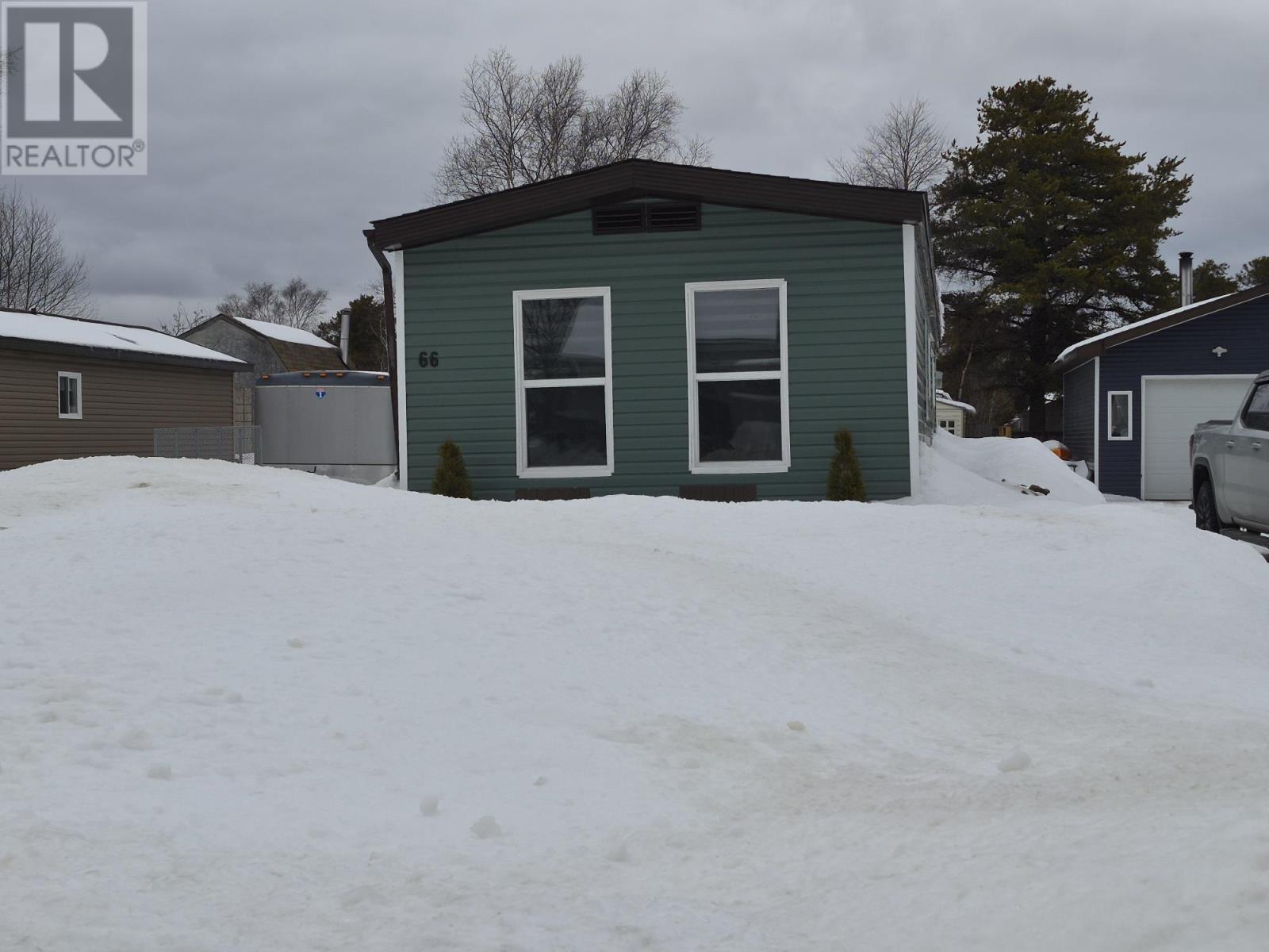 66 Jackson Crescent Property Photo 42