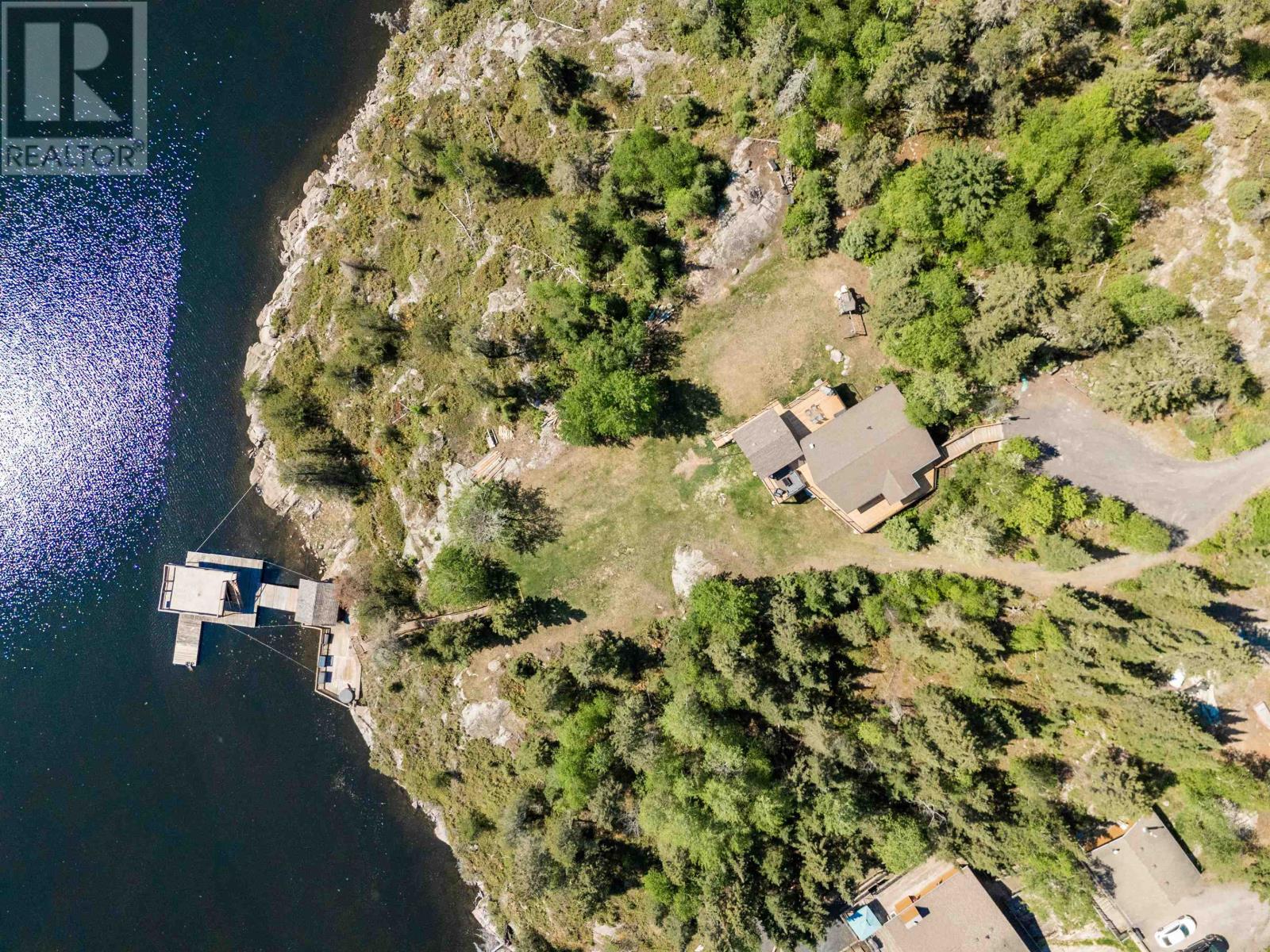 220d Phantom Dr Property Photo 7