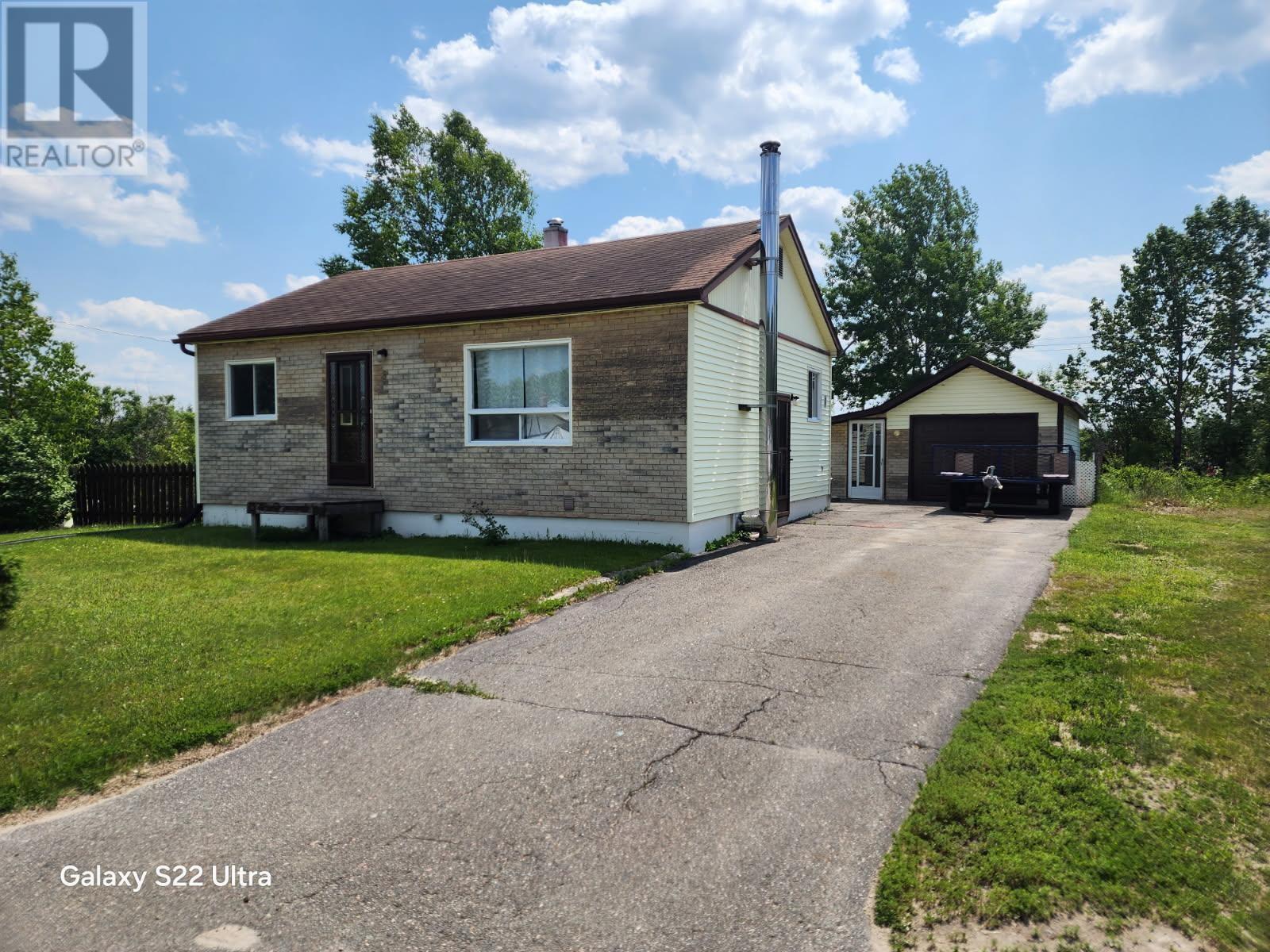 6 Kinglet Pl Property Photo 1