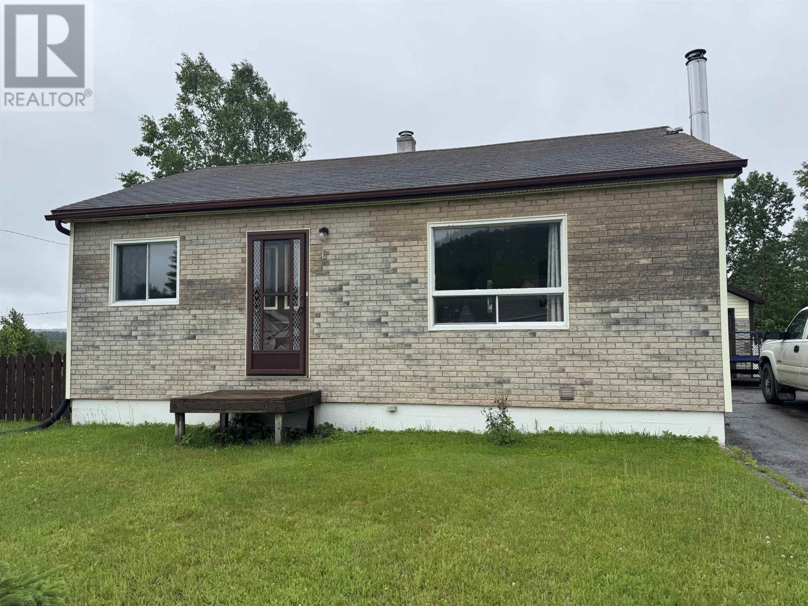 6 Kinglet Pl Property Photo 3