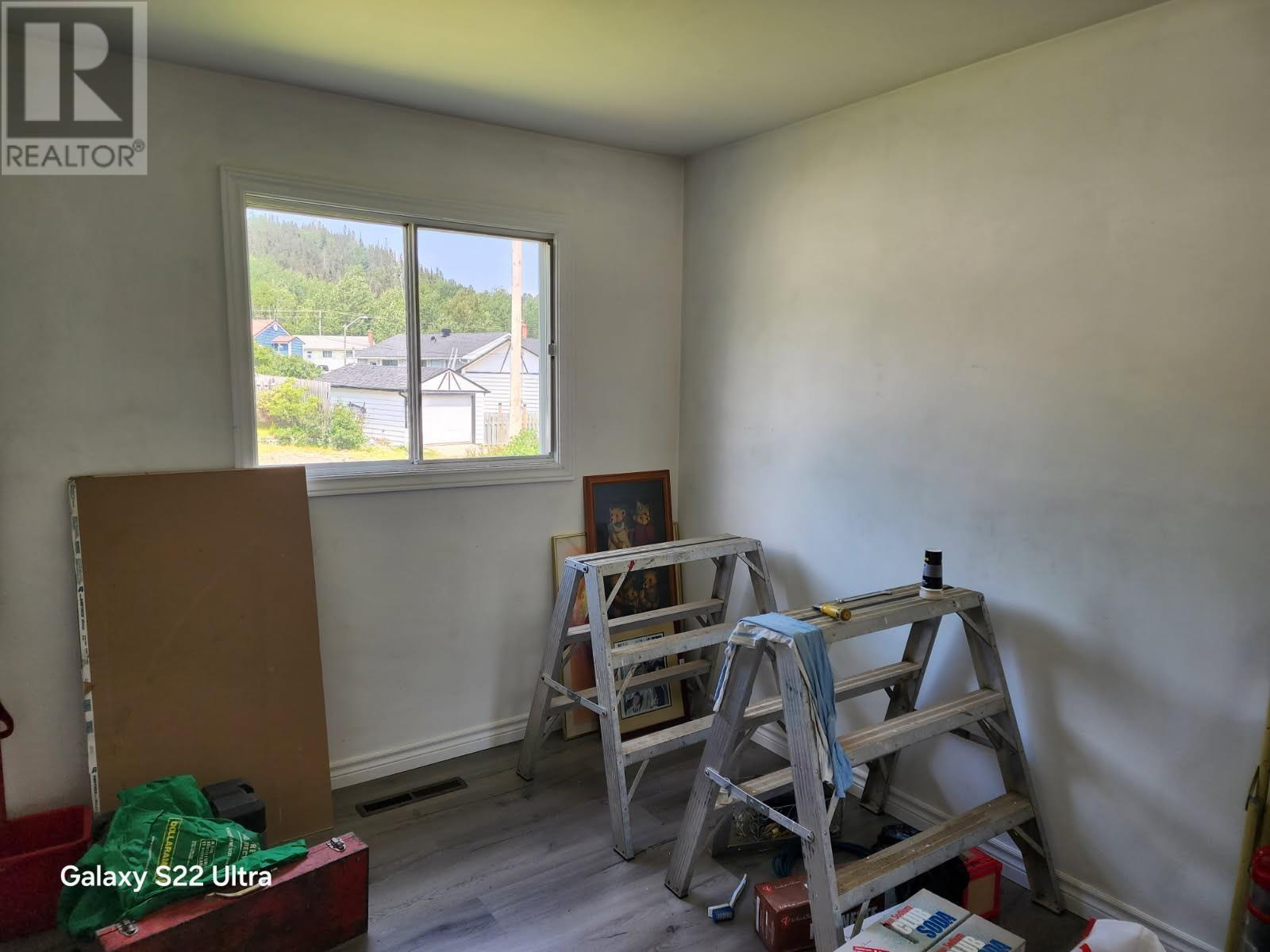 6 Kinglet Pl Property Photo 9