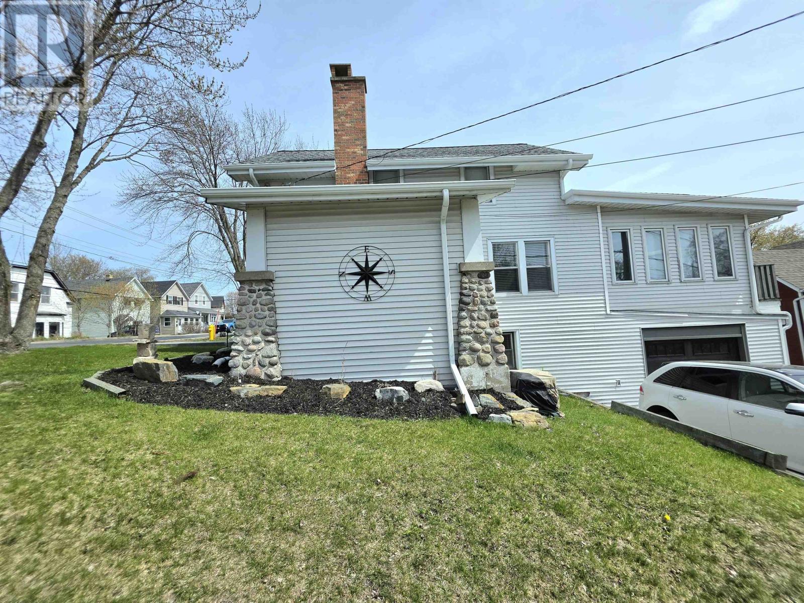 401 Third Street South Property Photo 41
