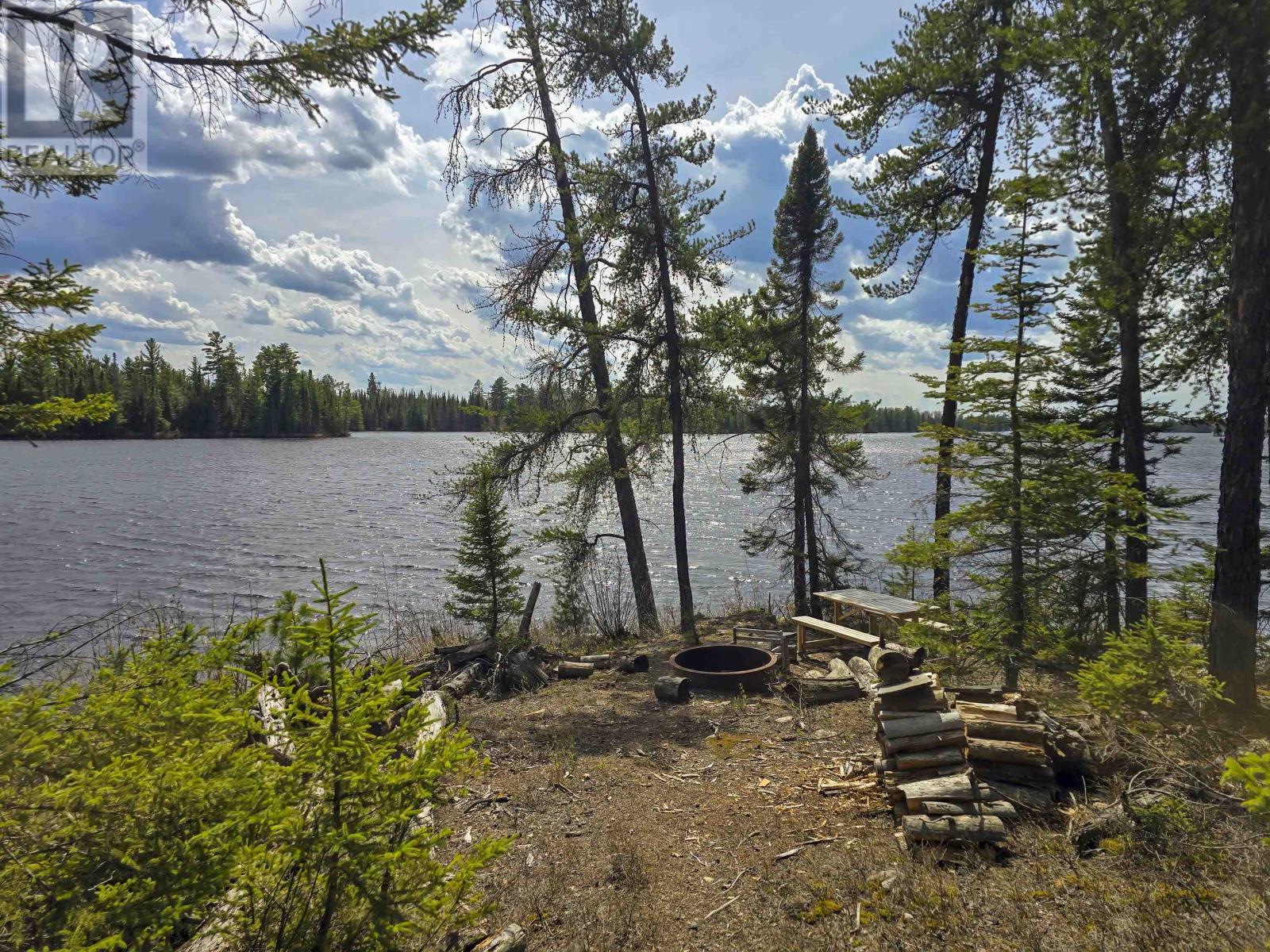 564 Hematite Rd Property Photo 4