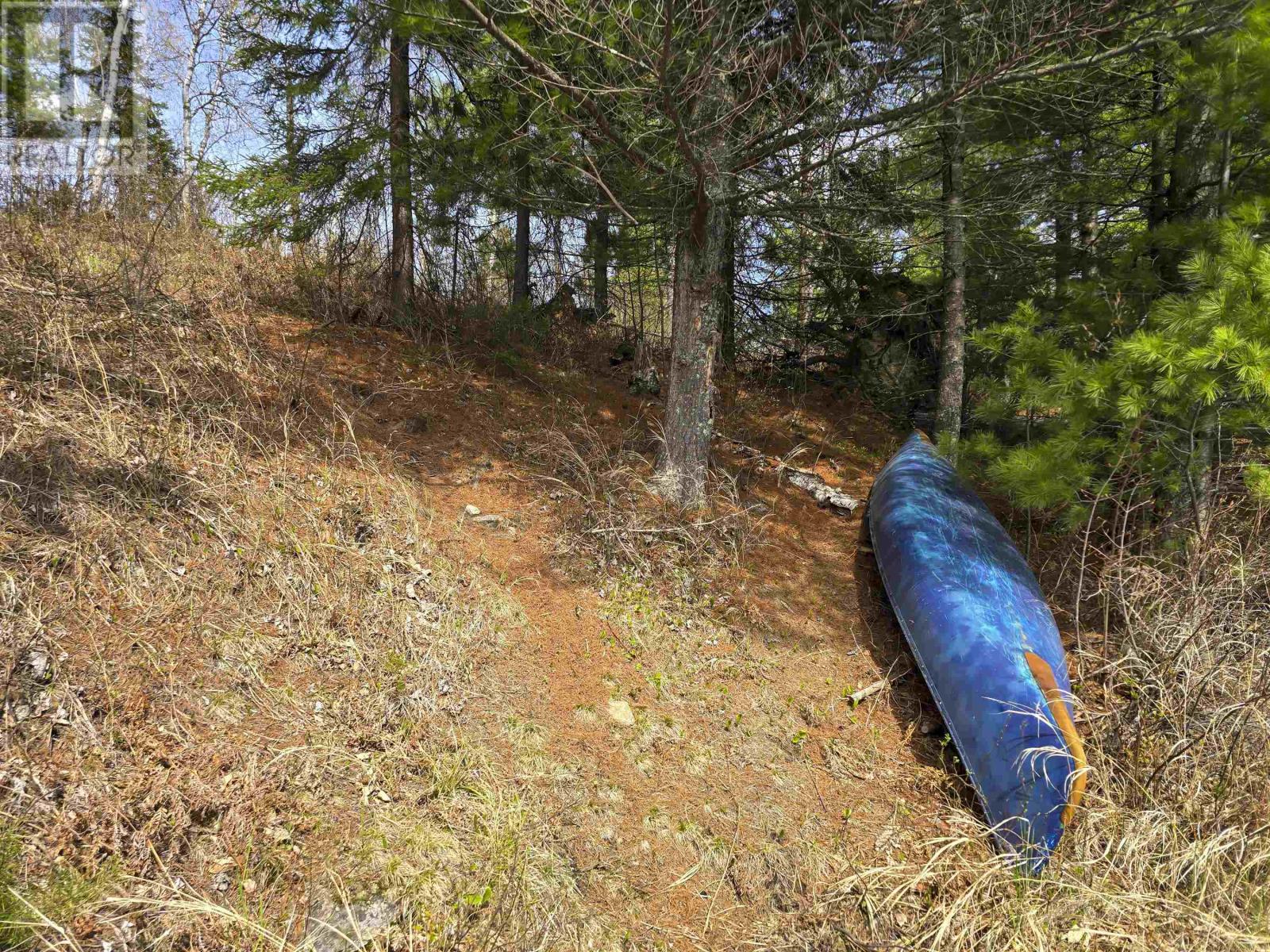 564 Hematite Rd Property Photo 6