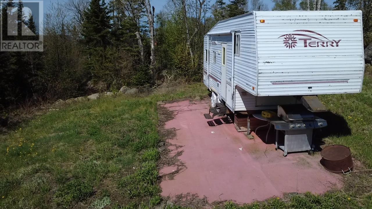 100 Lloyd Johnson Drive Property Photo 11