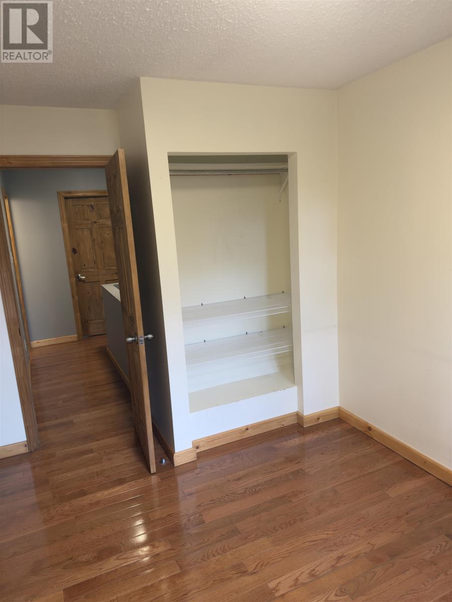 206 Varsity Place Property Photo 11