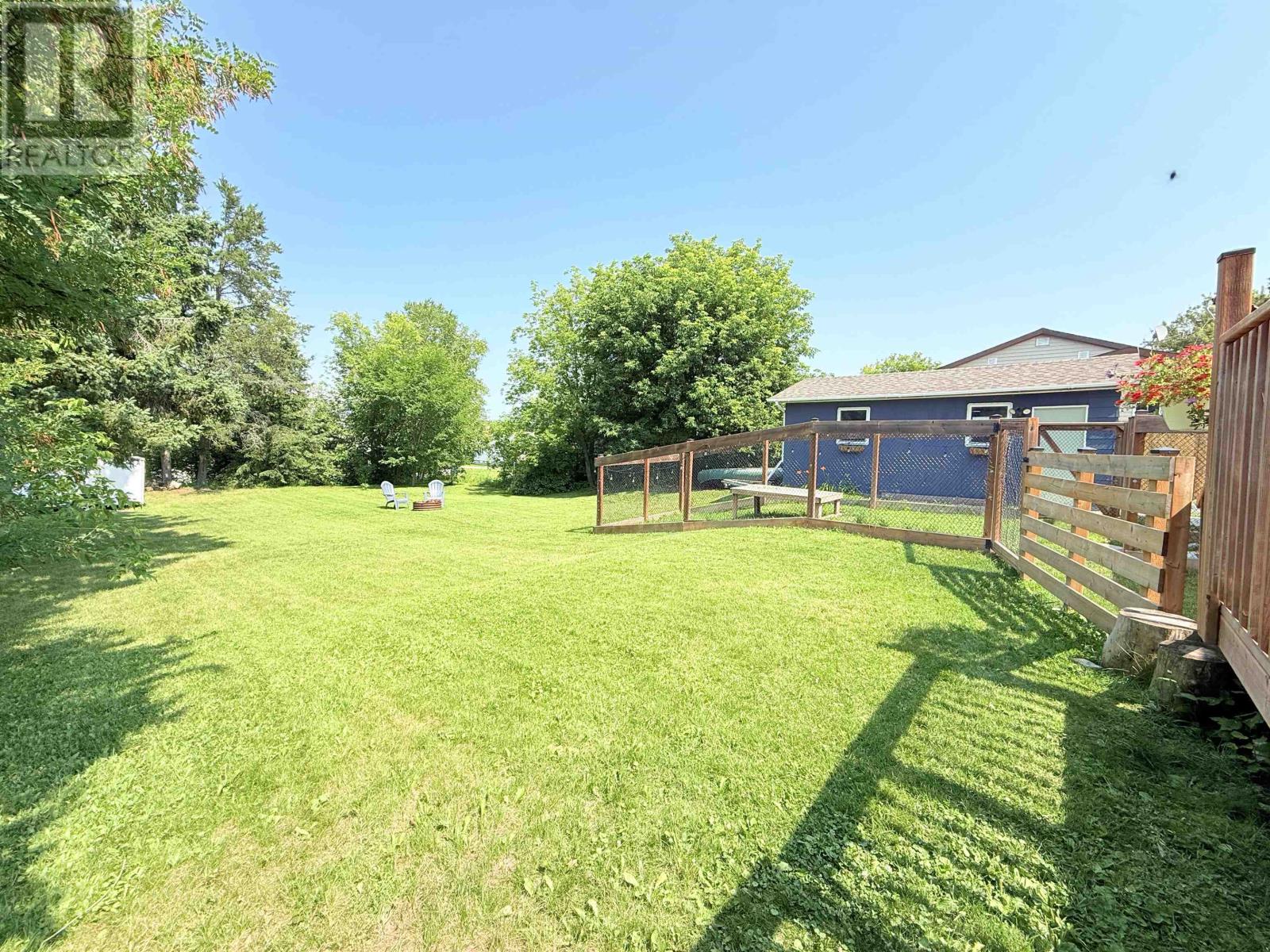 36 Robert St Property Photo 15