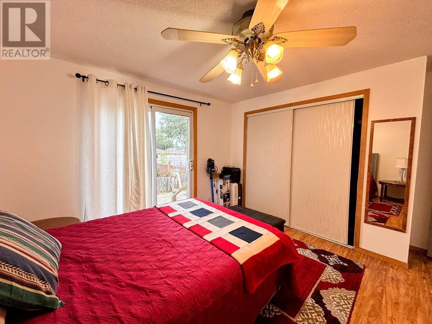24 Jackson Cres Property Photo 11