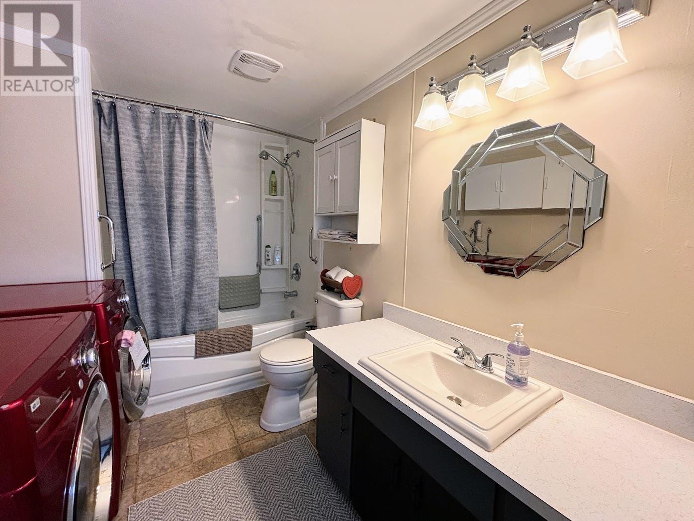 24 Jackson Cres Property Photo 15