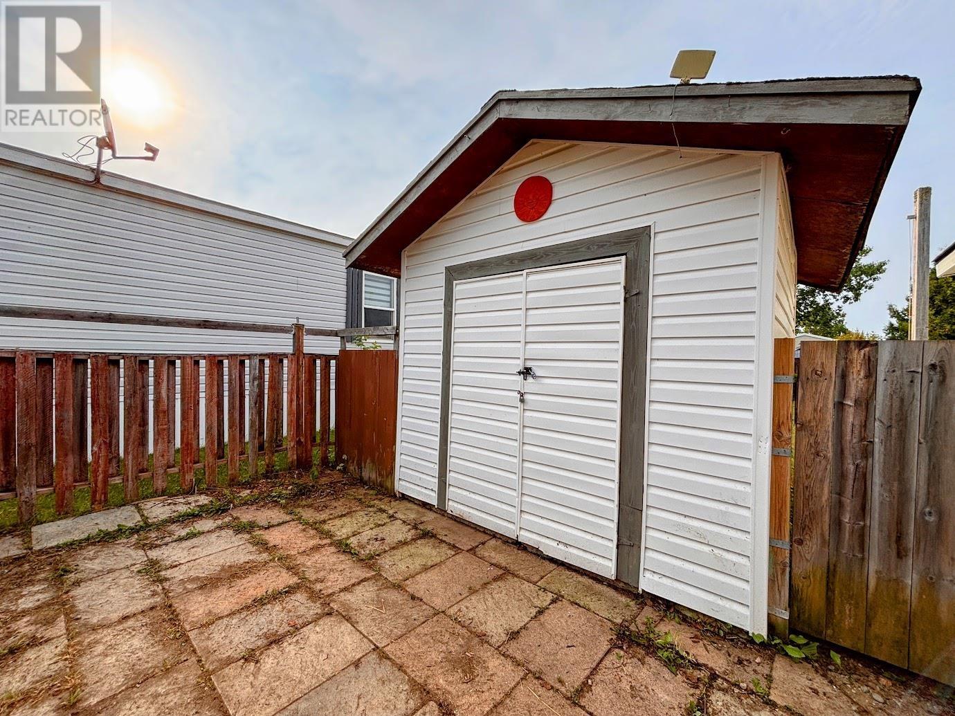 24 Jackson Cres Property Photo 31