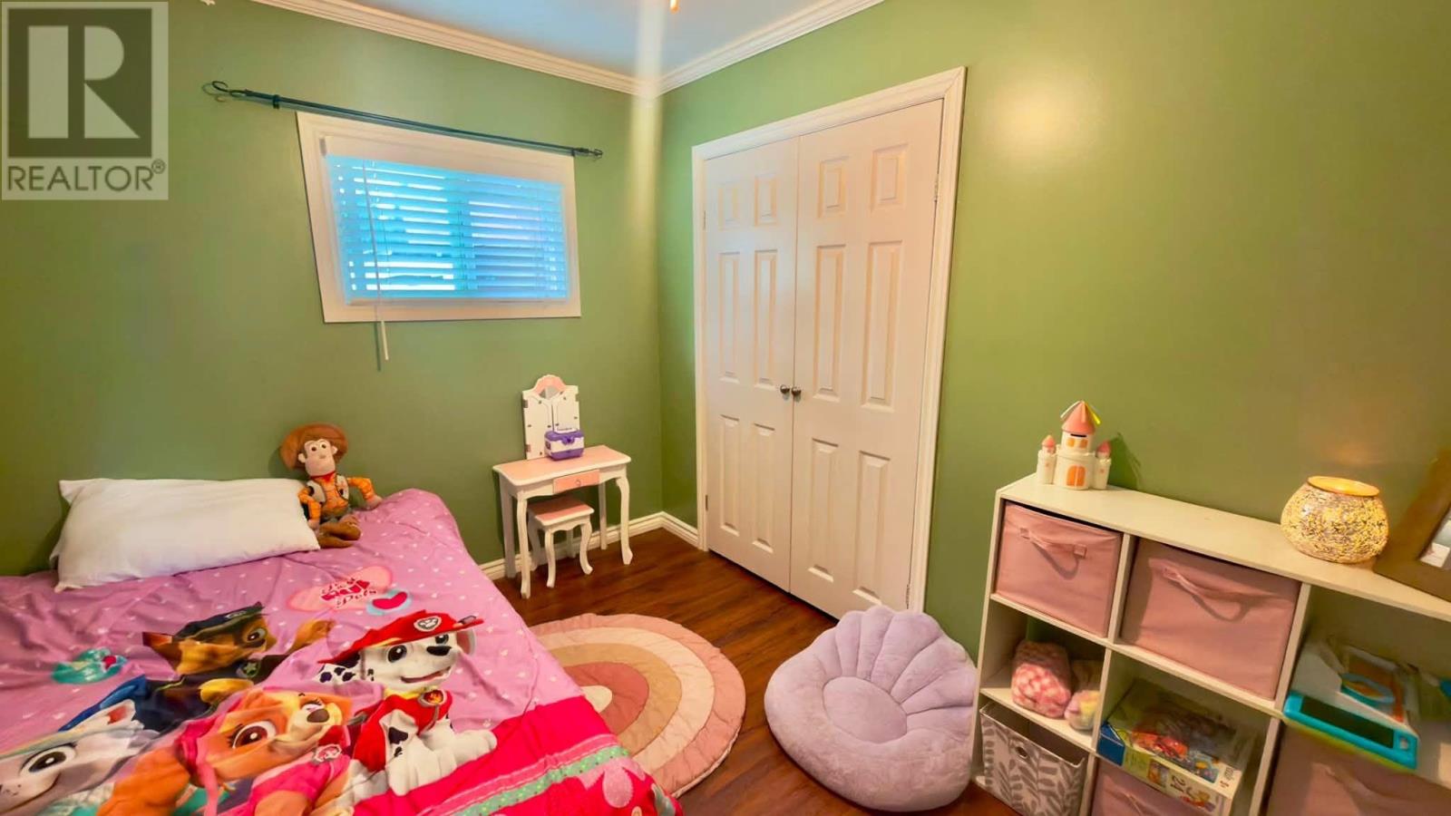 64 Maple St Property Photo 14