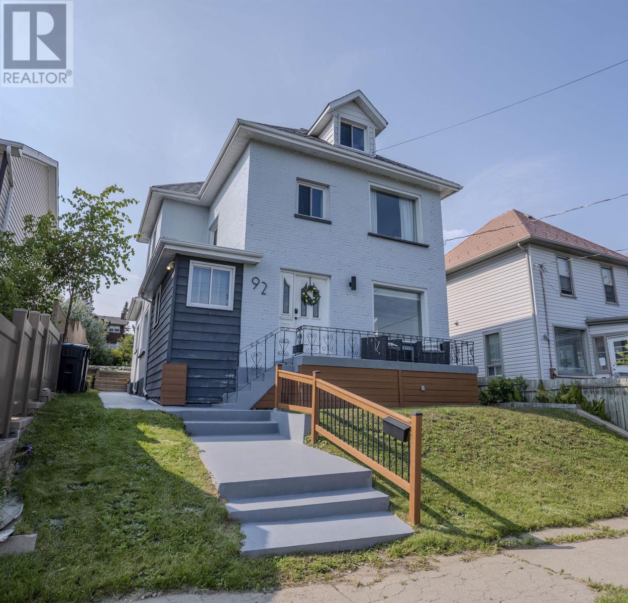 92 Jean St Property Photo 1
