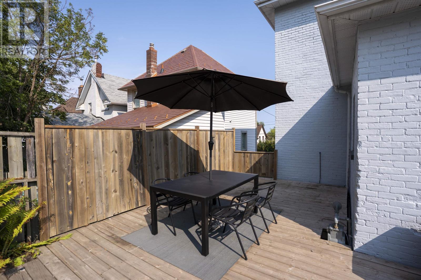 92 Jean St Property Photo 35