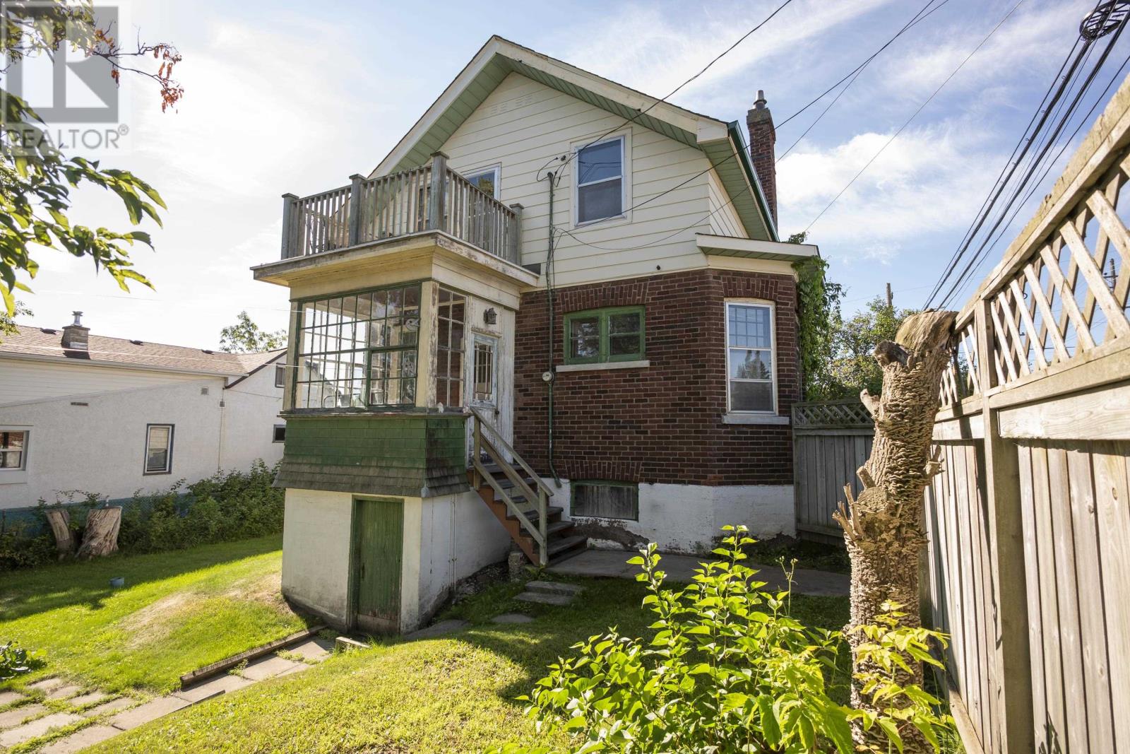 42 Gordon AVE