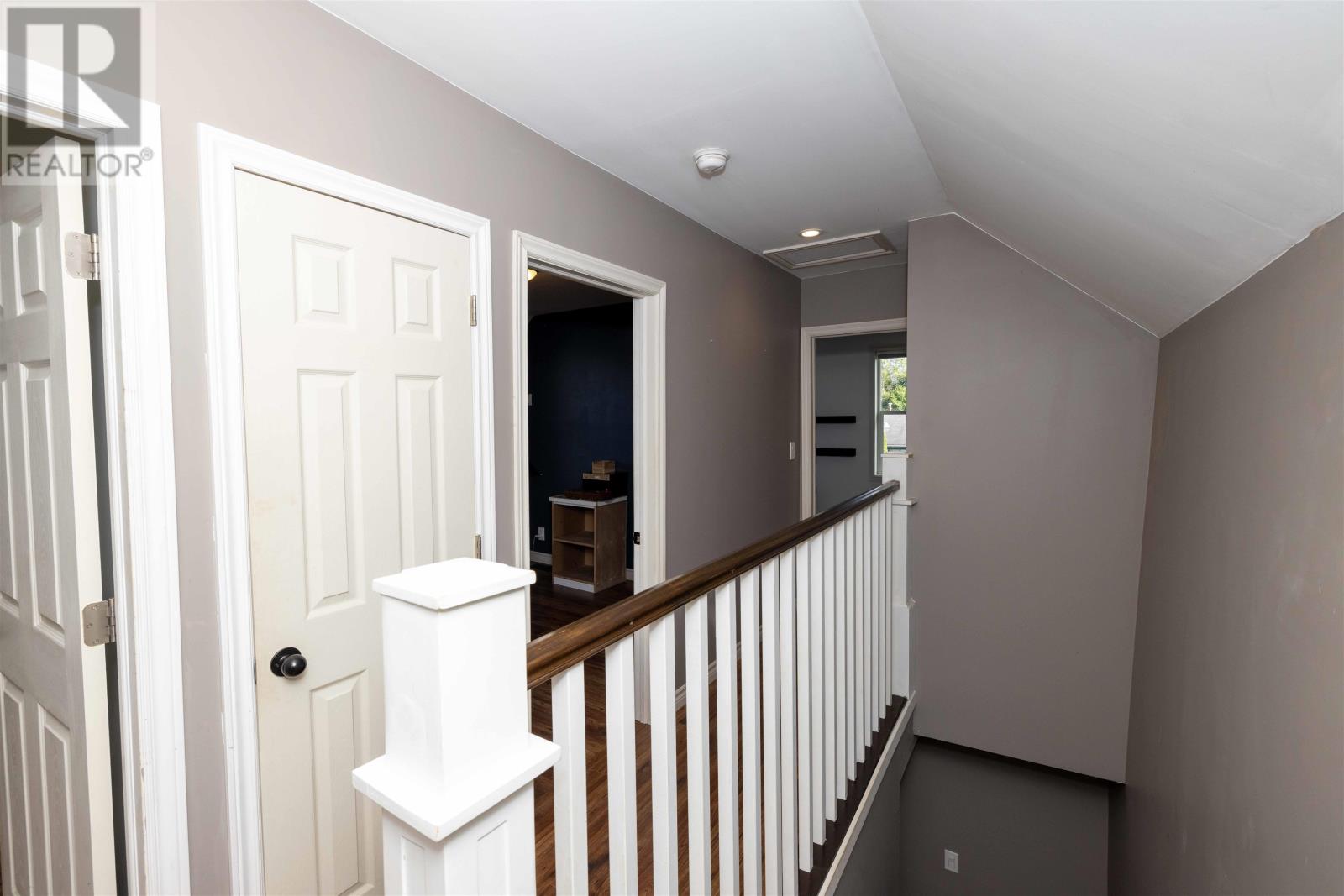 513 Christina St E Property Photo 18