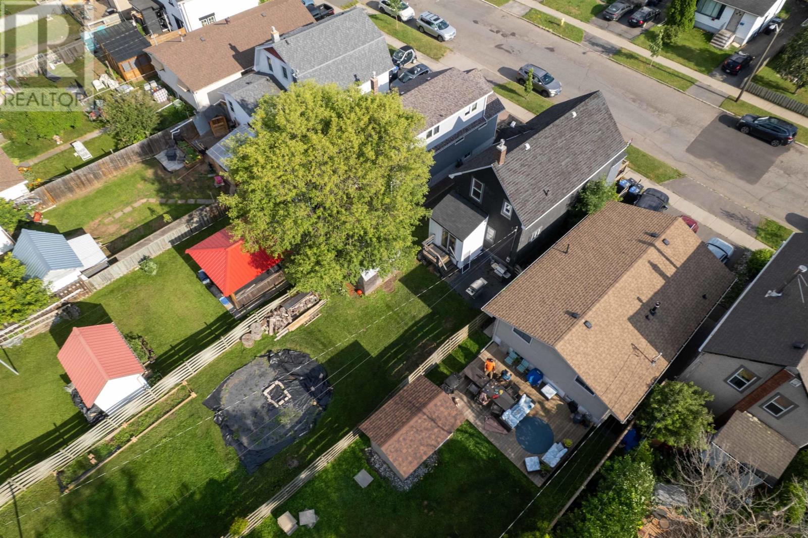 513 Christina St E Property Photo 39