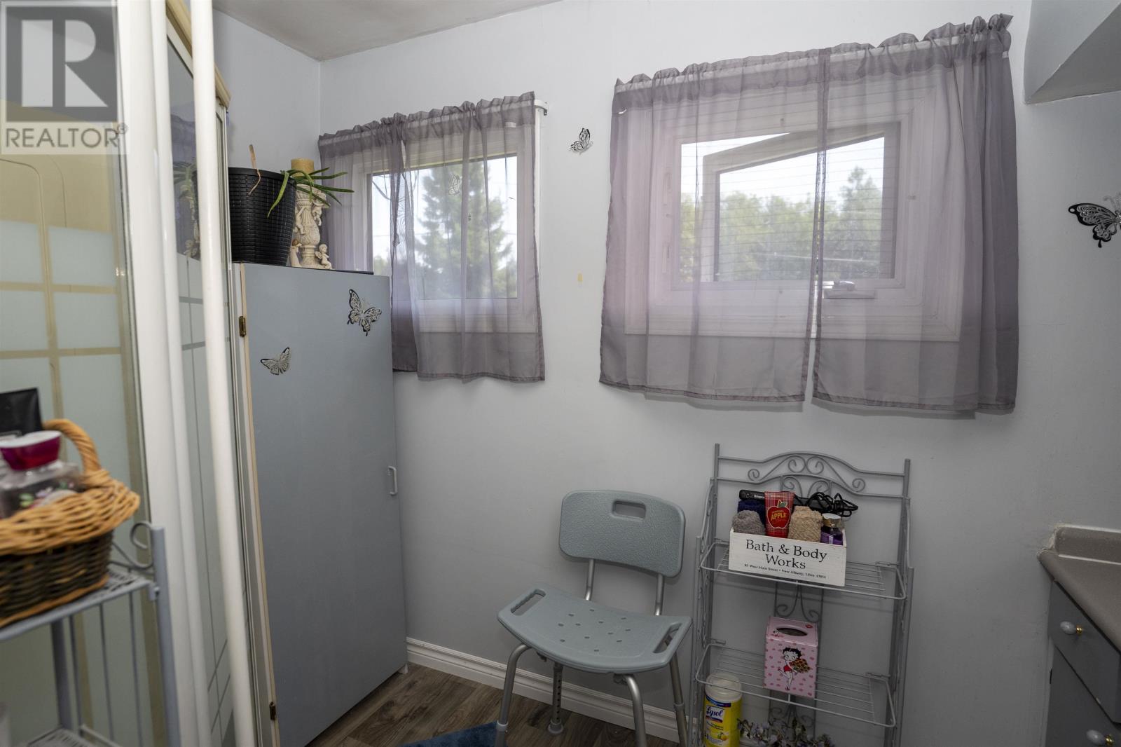 6365 Mapleward Rd Property Photo 22