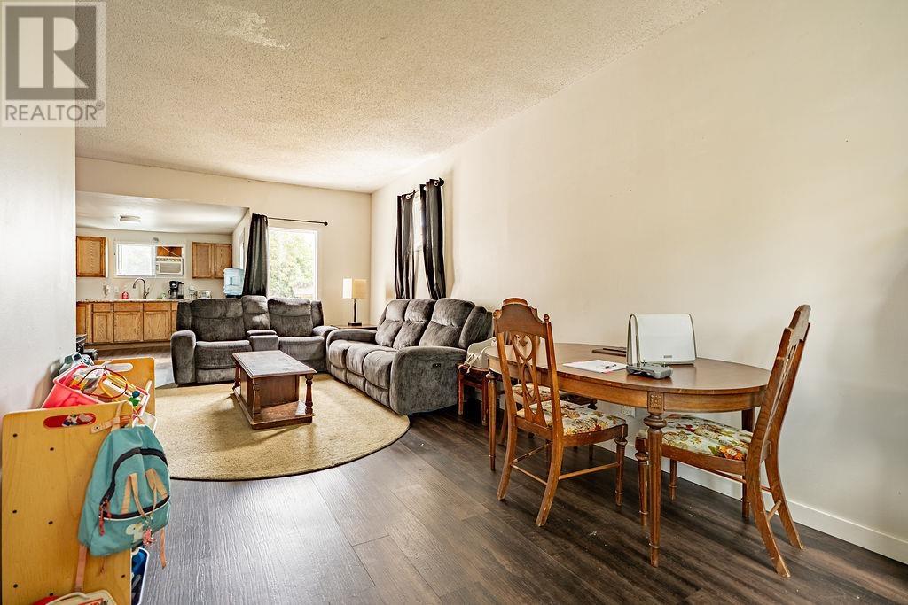 75 Ontario St Property Photo 5