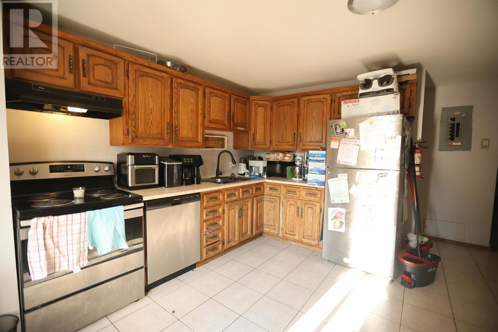 711 Ridgeway Street E Property Photo 7