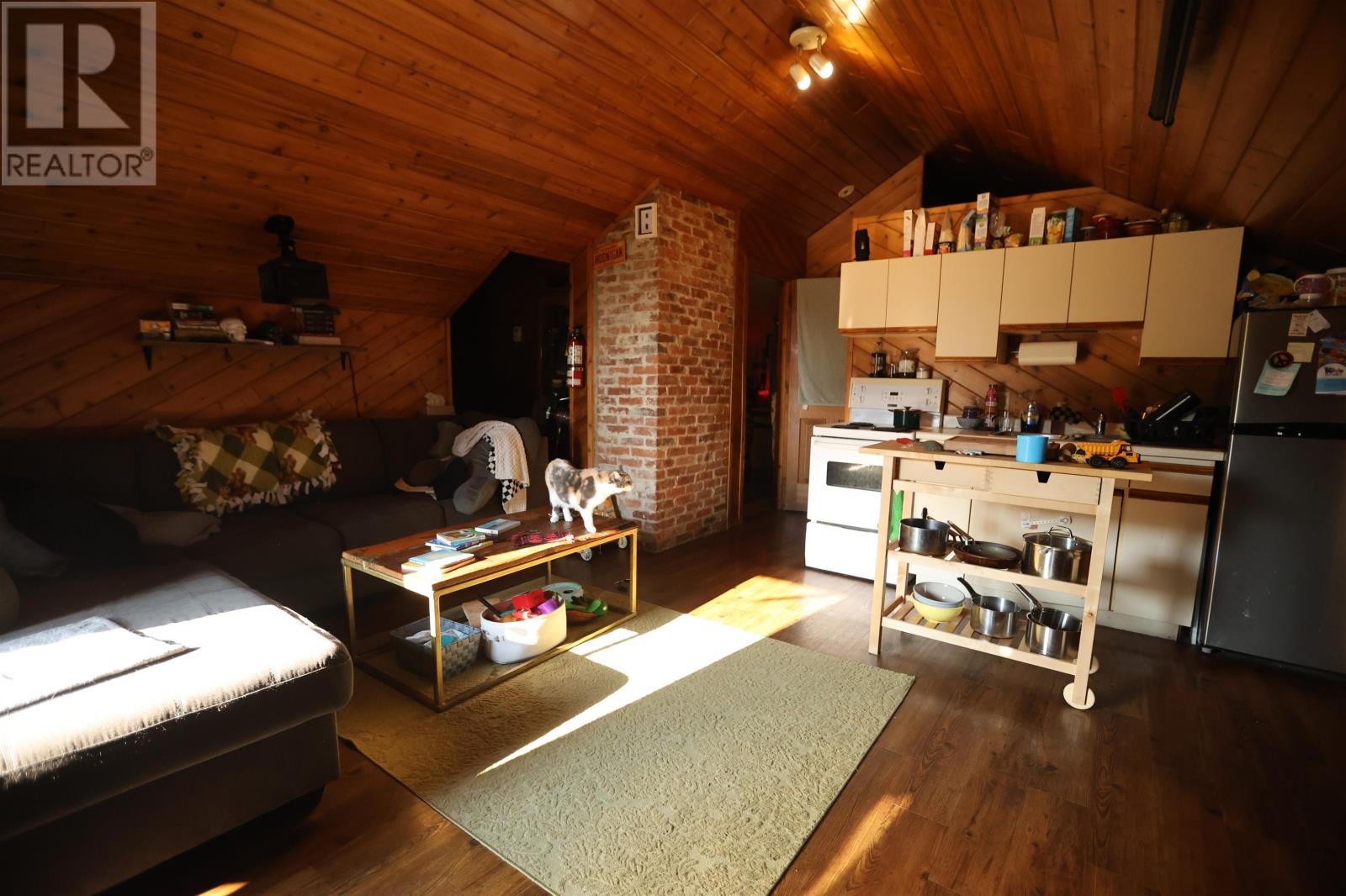 711 Ridgeway Street E Property Photo 14