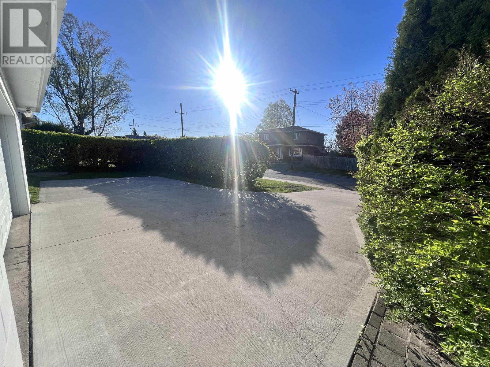 434 Hebert St Property Photo 33