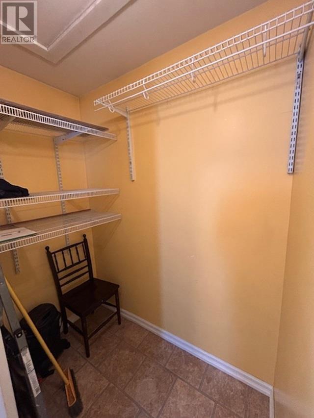 208 Gordon St Property Photo 8