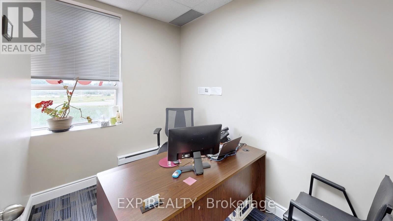 220-222 - 1550 South Gateway Road Property Photo 14