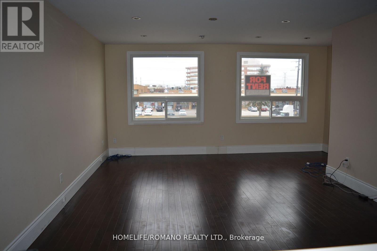 6127 Steeles Avenue W Property Photo 7