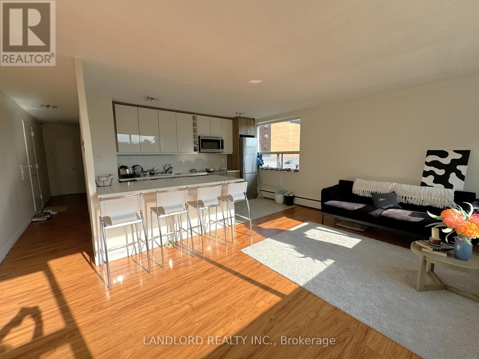 41 - 140 Springhurst Avenue Property Photo 1