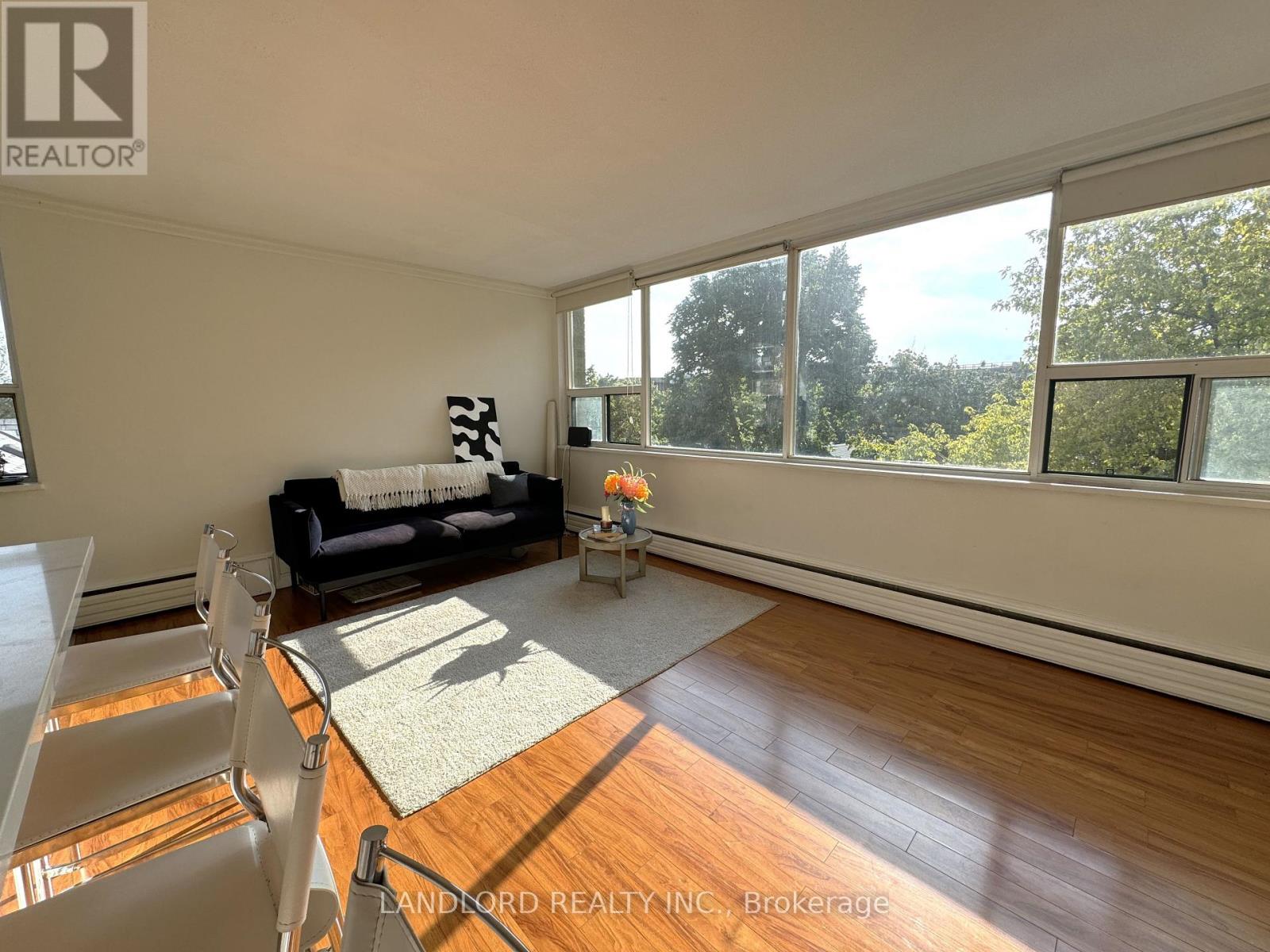 41 - 140 Springhurst Avenue Property Photo 6