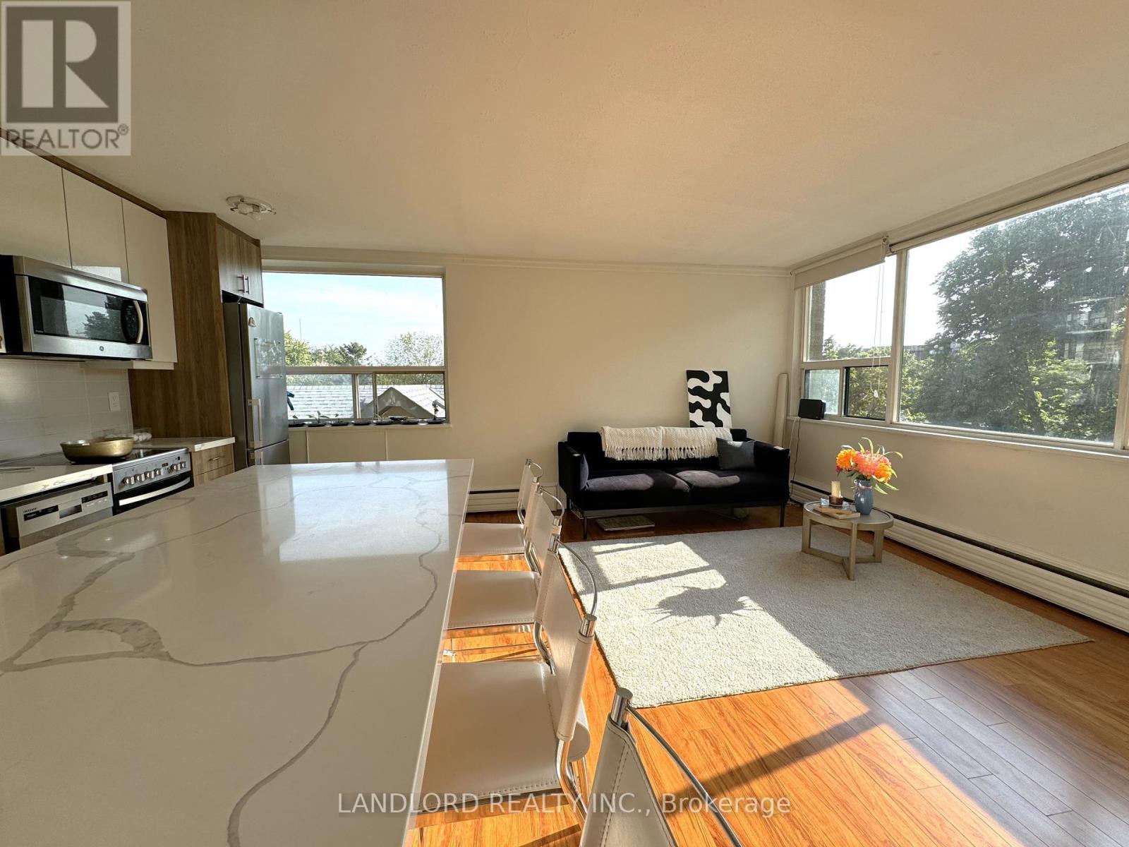 41 - 140 Springhurst Avenue Property Photo 7
