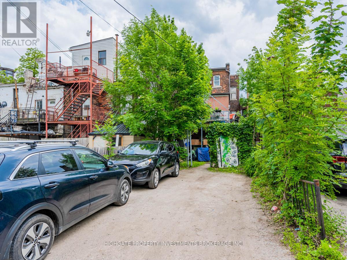 3 - 1506 Queen Street W Property Photo 24