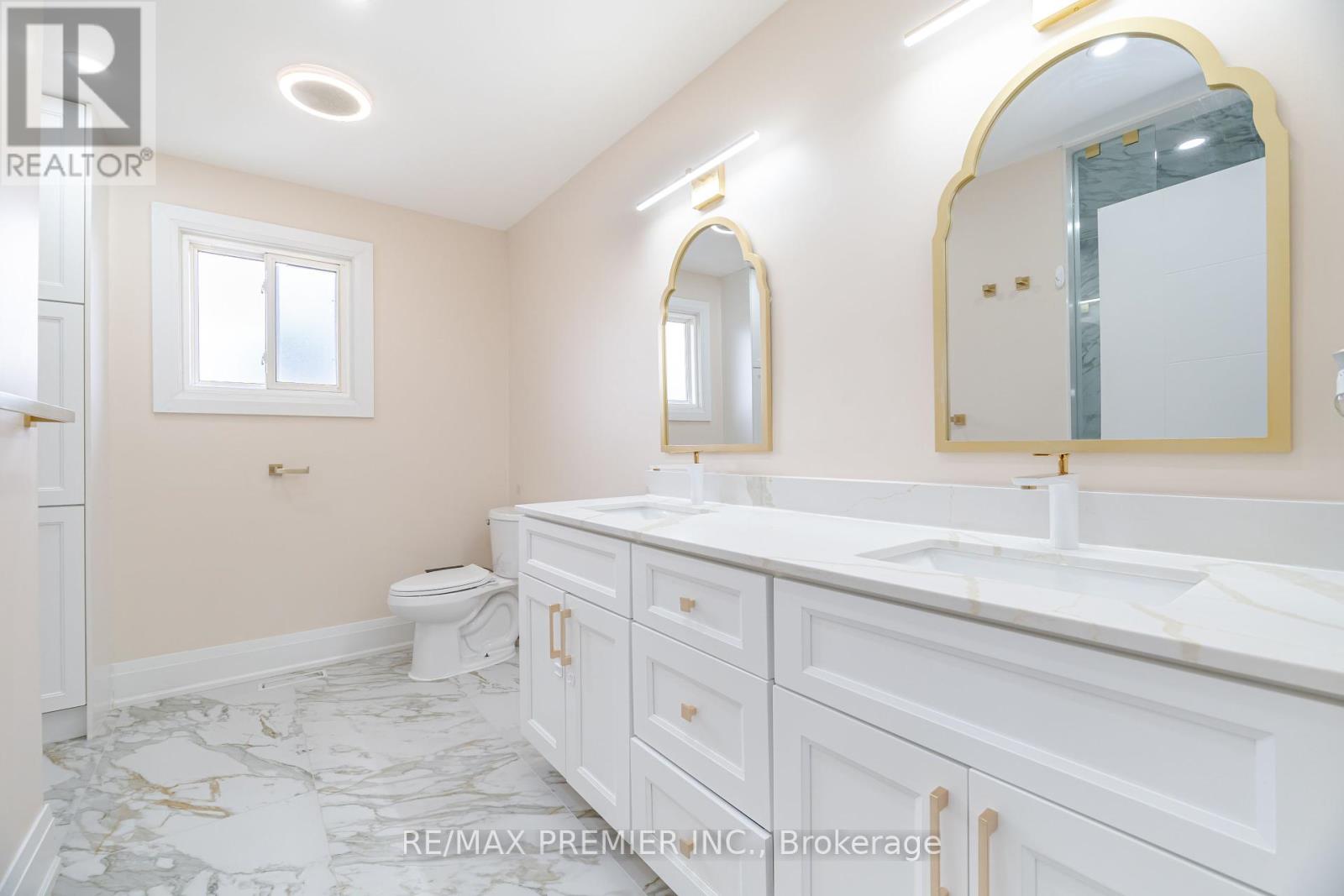 495 Fairview Road W Property Photo 24