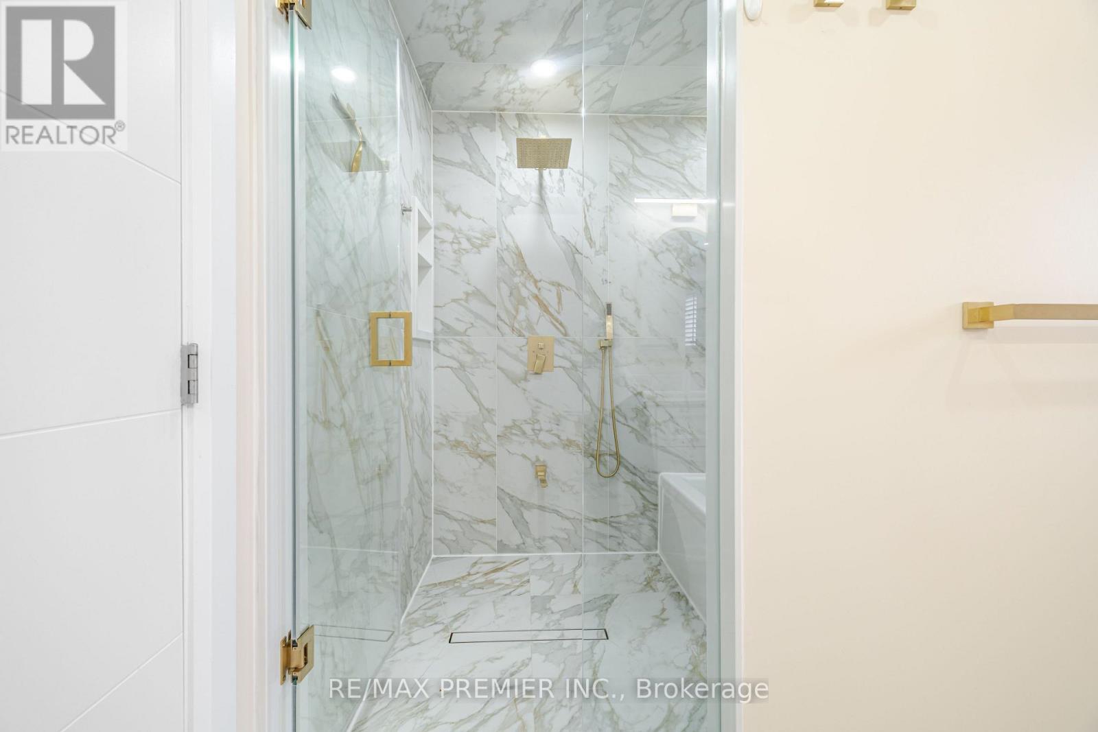 495 Fairview Road W Property Photo 25