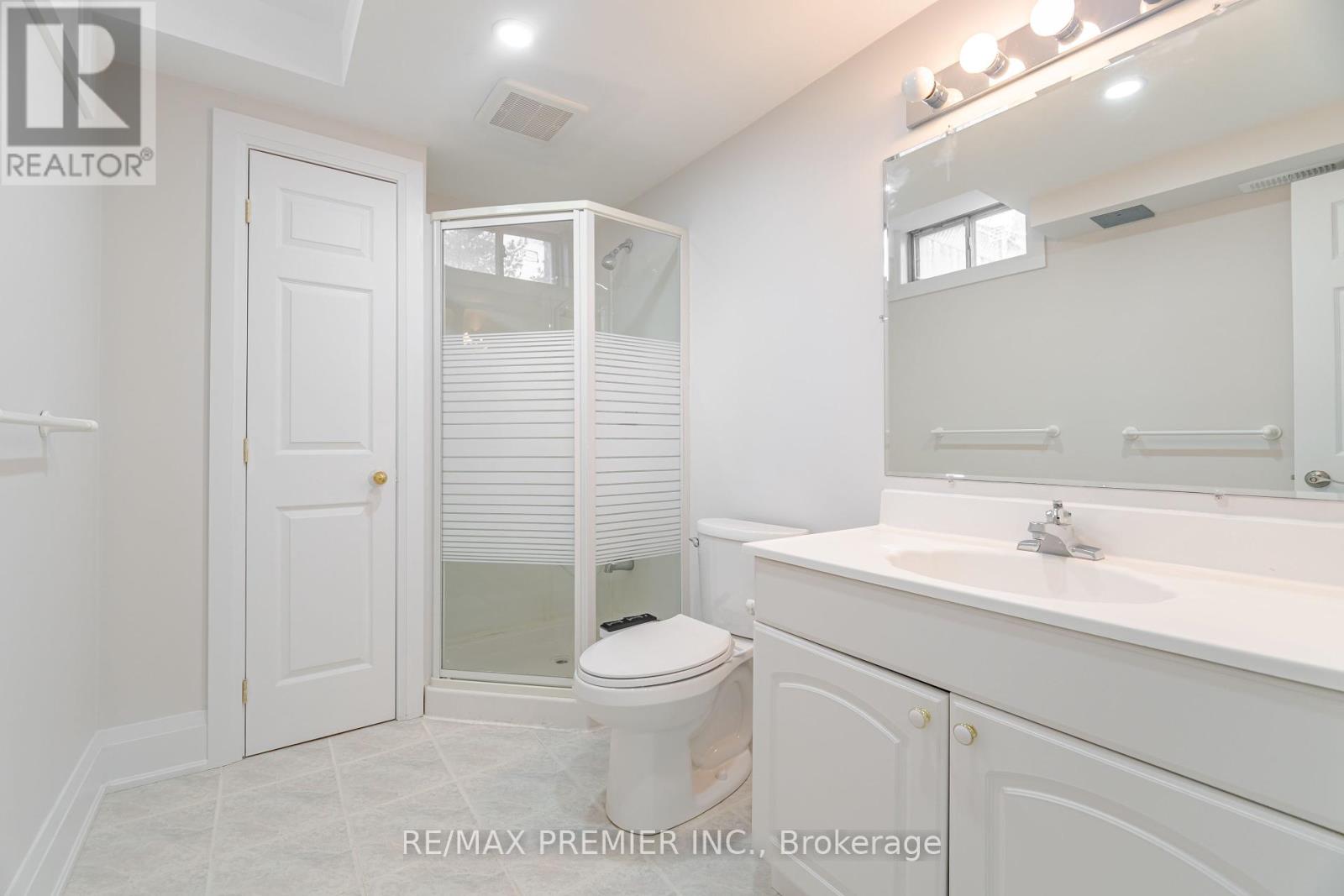 495 Fairview Road W Property Photo 38