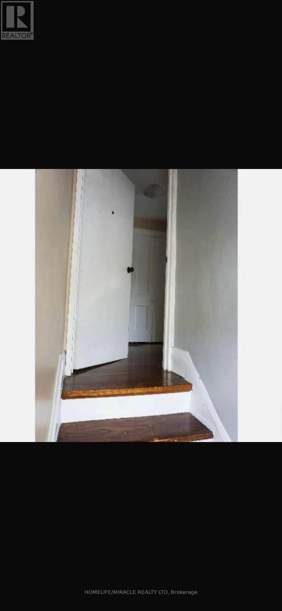 8 Mill Street Property Photo 2