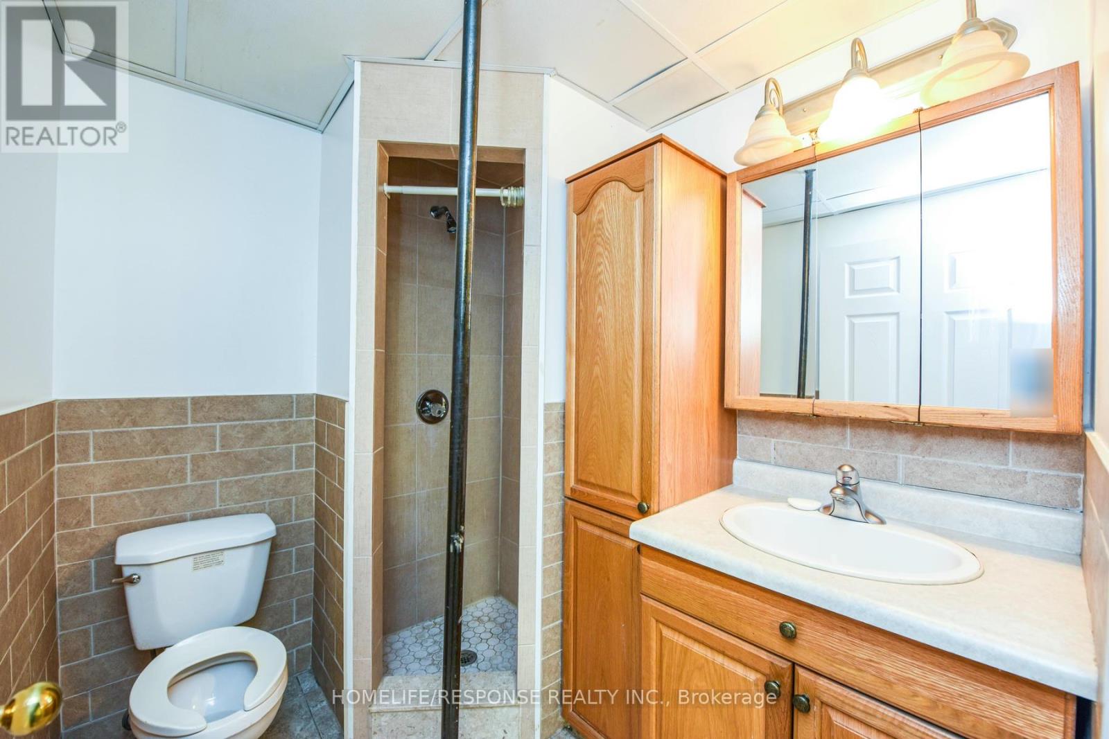 21 - 1060 Britannia Road E Property Photo 5