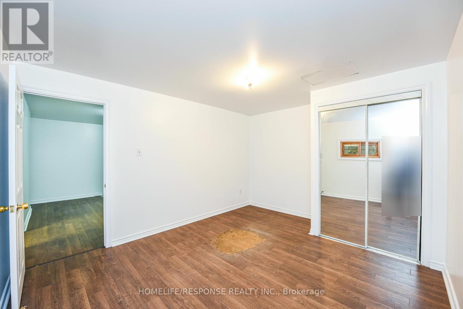 21 - 1060 Britannia Road E Property Photo 9