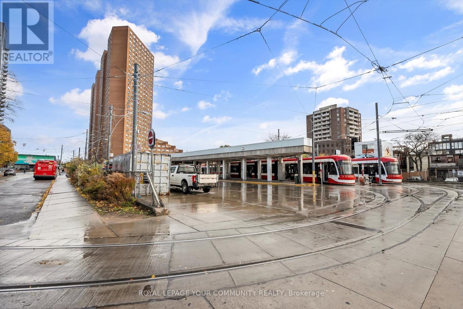 Gf - 30 Dorval Road Property Photo 25