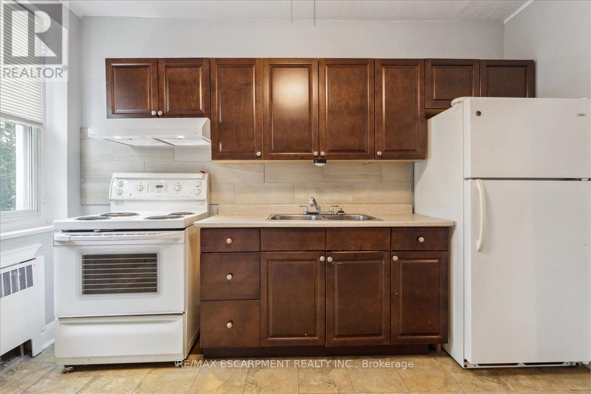 2336 Mountainside Drive Property Photo 22