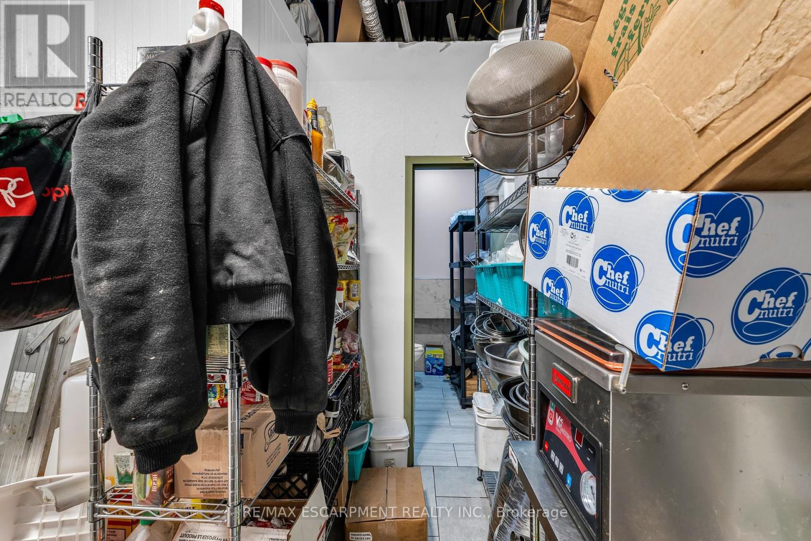 7 - 3970 Eglinton Avenue W Property Photo 32