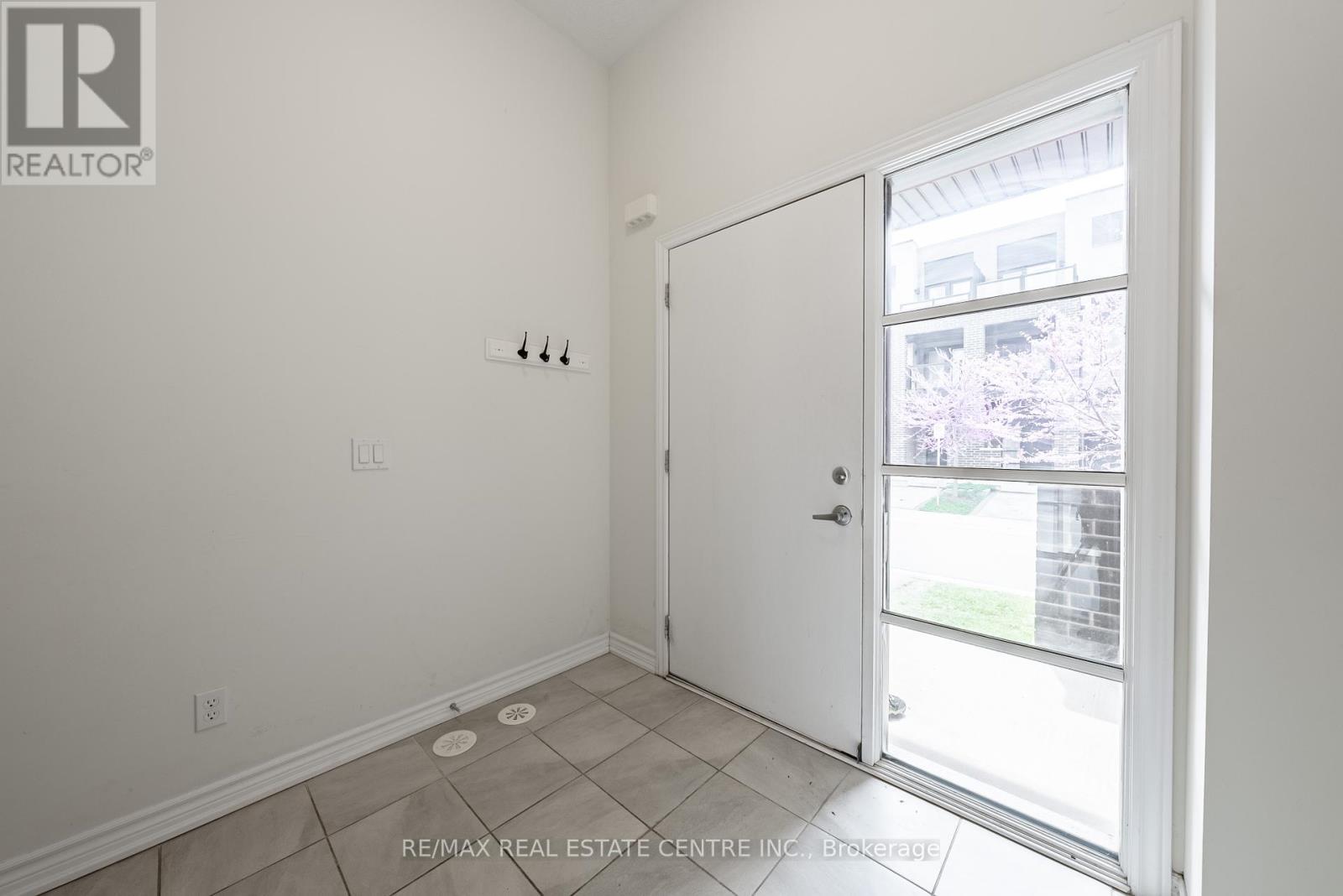 391 Athabasca Common Property Photo 4
