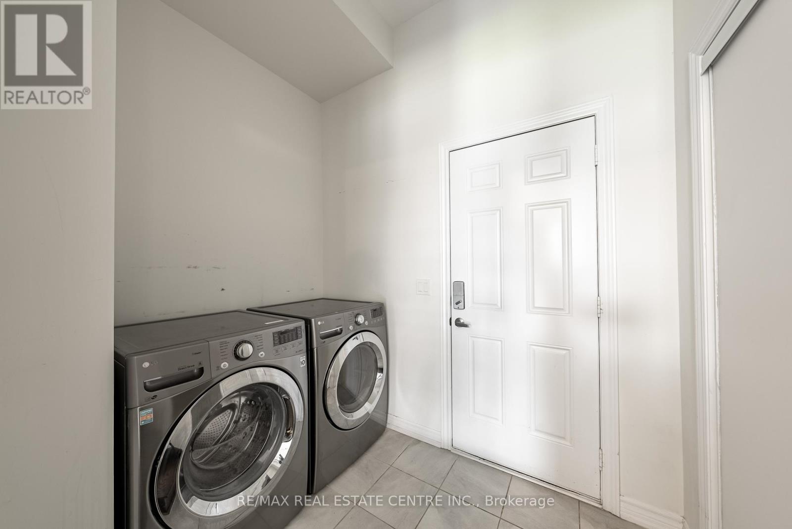 391 Athabasca Common Property Photo 6