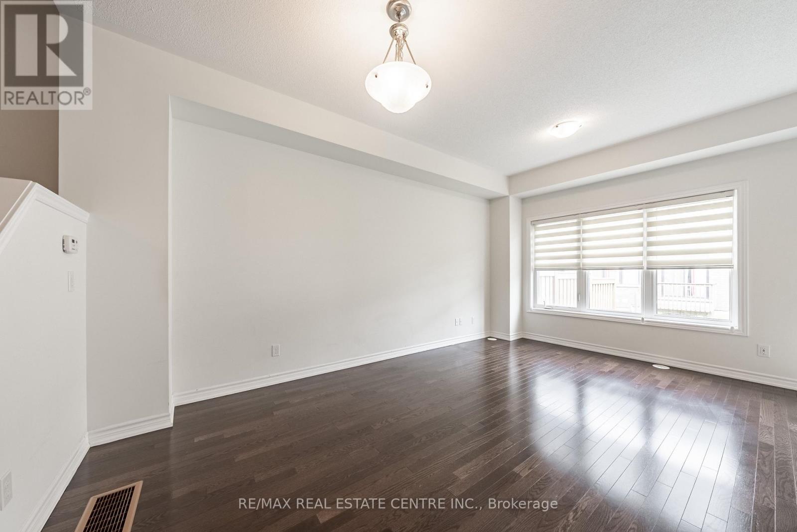 391 Athabasca Common Property Photo 8