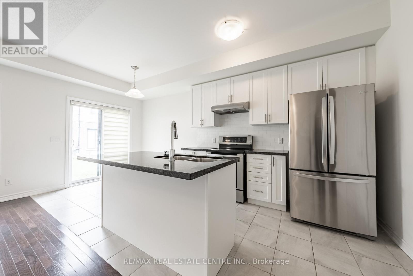 391 Athabasca Common Property Photo 9
