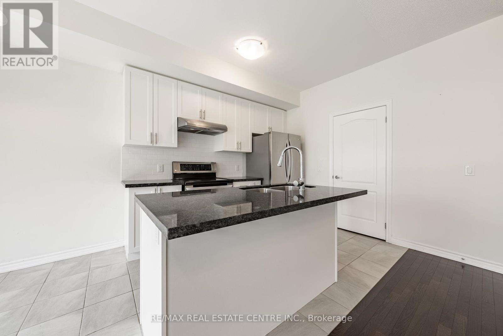 391 Athabasca Common Property Photo 10
