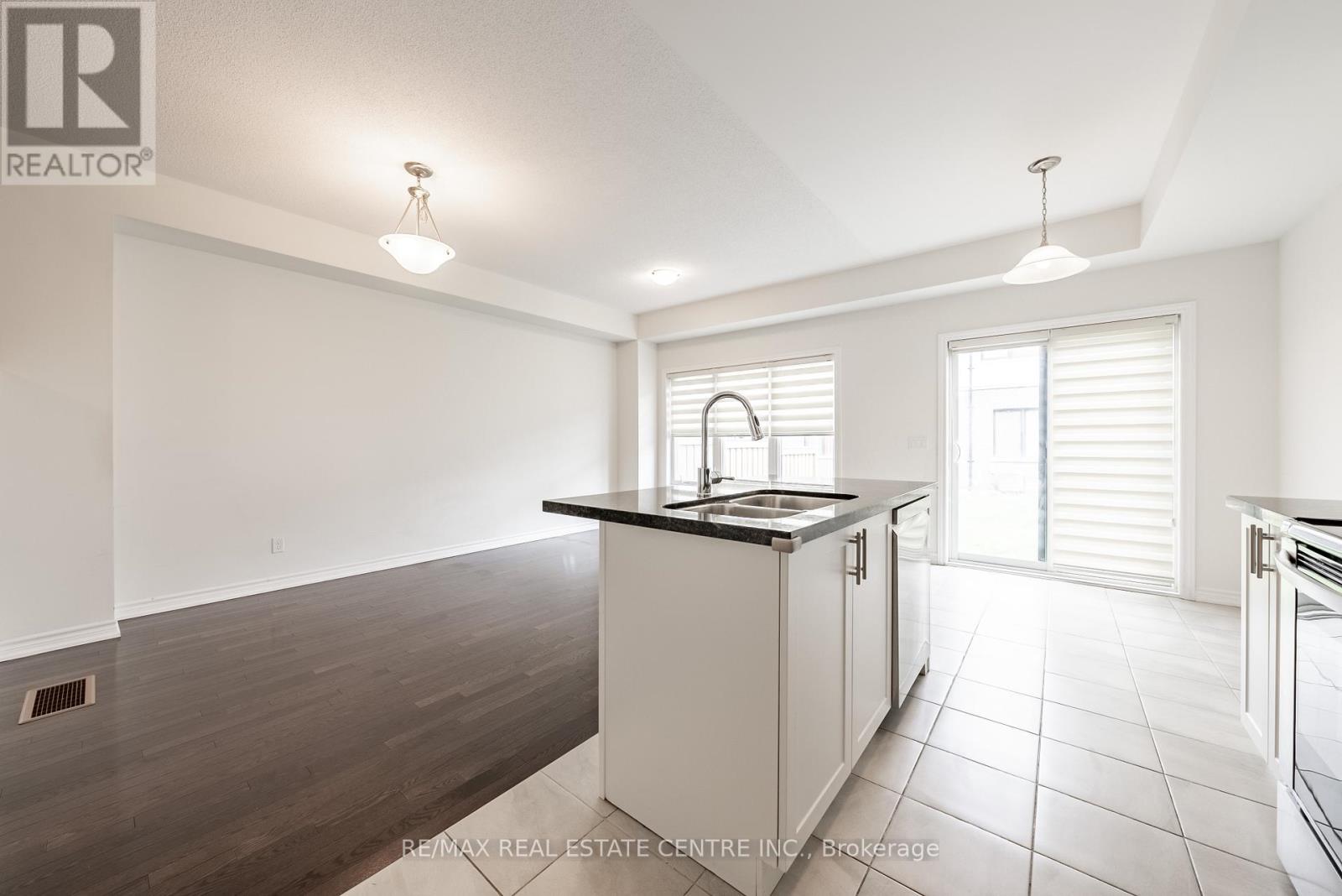 391 Athabasca Common Property Photo 16