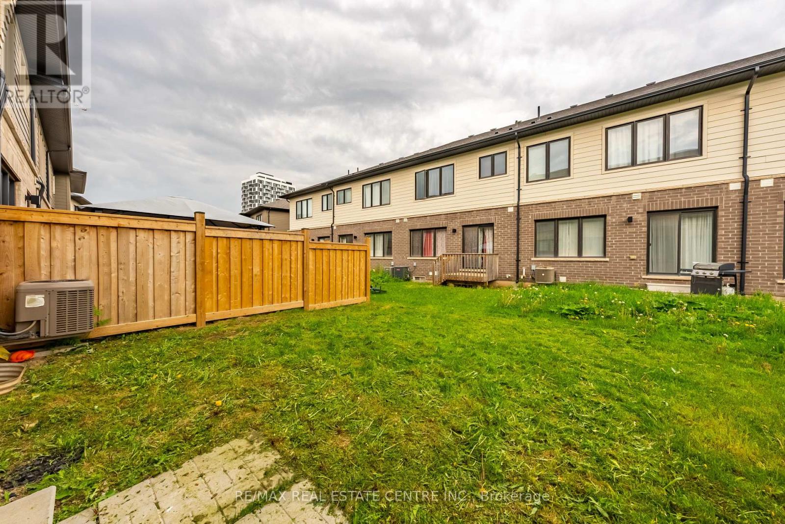 391 Athabasca Common Property Photo 36